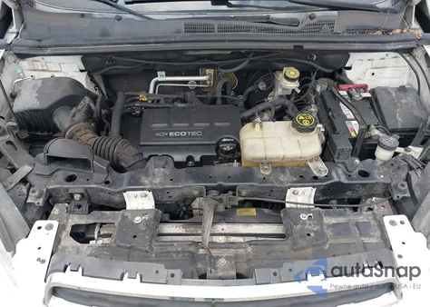 2015 Chevrolet Trax 1Ls z USA, uszkodzony, nr VIN KL7CJKSB2FB109302